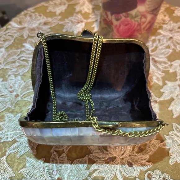 Vintage Mother of Pearl and German brass clutch evening bag Rare - Picture 6 of 6